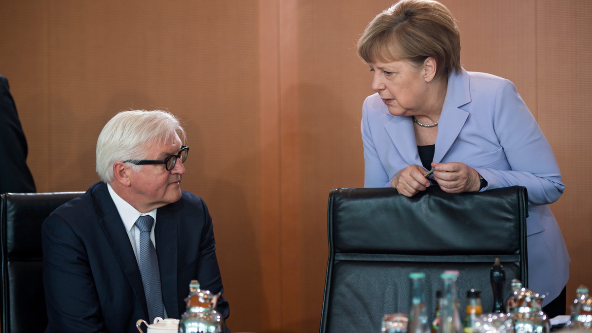 Moim zadaniem jest zwracanie uwagi na to, jak szybko powstają stereotypy –  mówiła podczas Forum Europejskiego w Berlinie kanclerz Niemiec, Angela Merkel. Frank-Walter Steinmeier wskazał z kolei na zagrożenie ze strony populistów. –  Pierścień ognia wokół Europy zacieśnia się, kryzysy wywołują lęki – dodał szef niemieckiego MSZ.