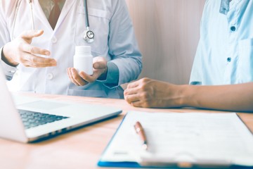 Hogyan kell szedni az antibiotikumot? Ezeket tartsa be, és nem hibázhat