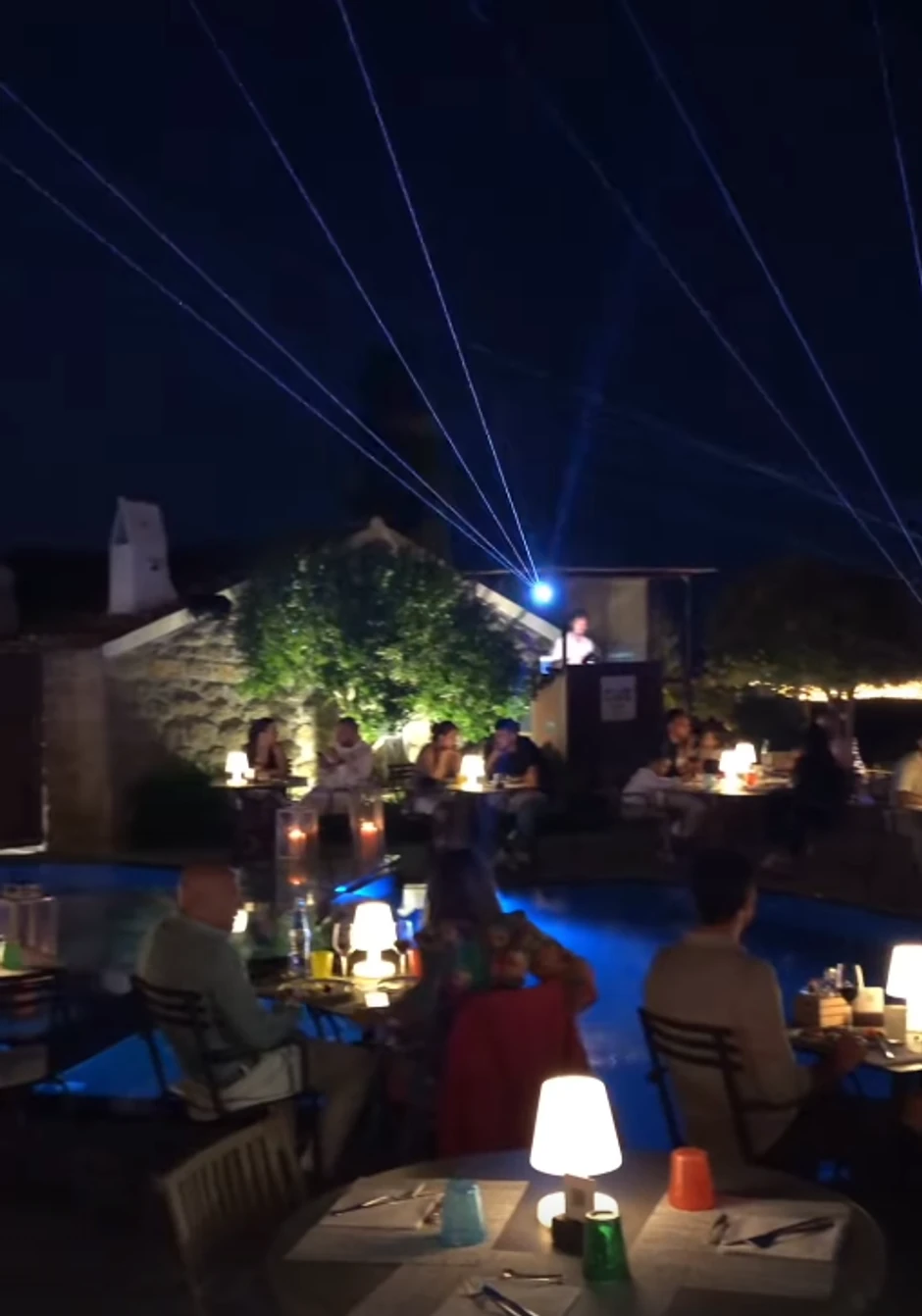 Aleksandra objavila snimak iz restorana