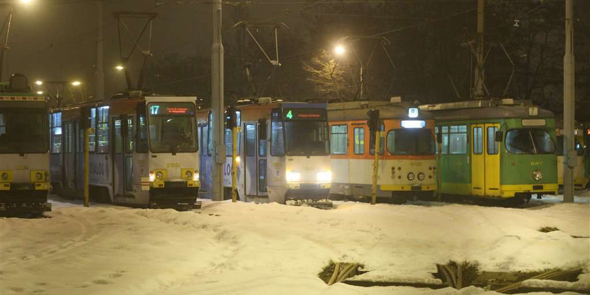 Tramwaje marzną, bo prezydent sprzedał zajezdnię!