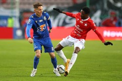 Lech Poznań znów mógł być liderem, ale nie wykorzystał okazji [WIDEO]