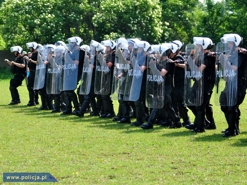 Policja ćwiczy działania przed zabezpieczeniem imprez masowych