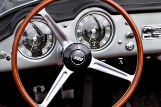 Akcyza od aut kolekcjonerskich: Potrzebne jest zaświadczenie