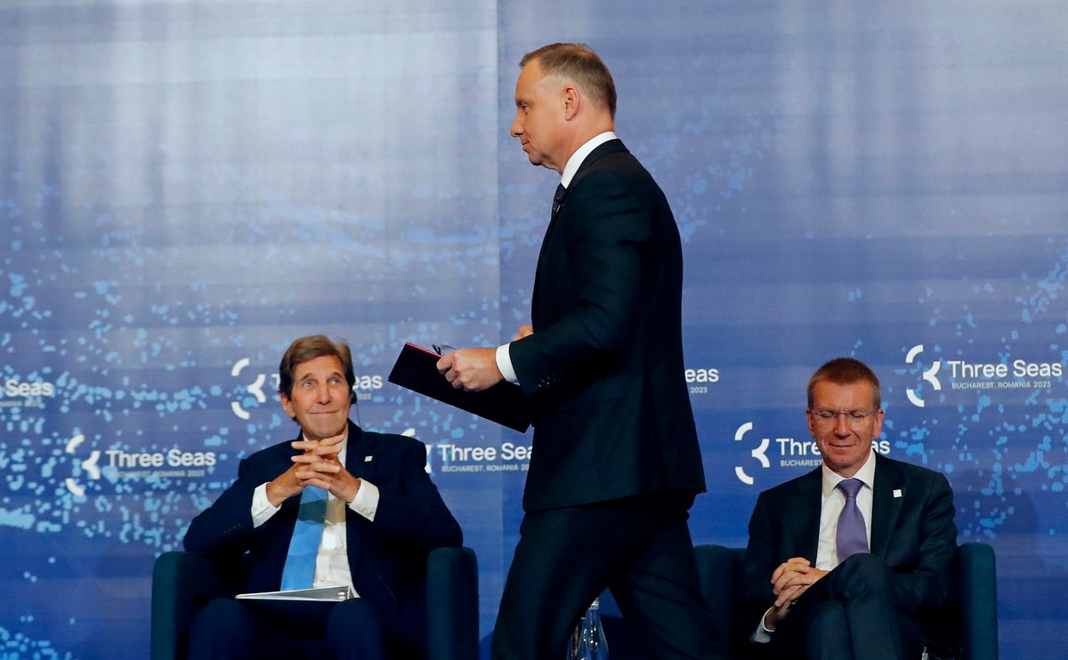 Od lewej: John Kerry, Andrzej Duda, Edgars Rinkevics