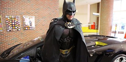 Nie żyje "Batman"! Zginął przy swoim batmobilu!