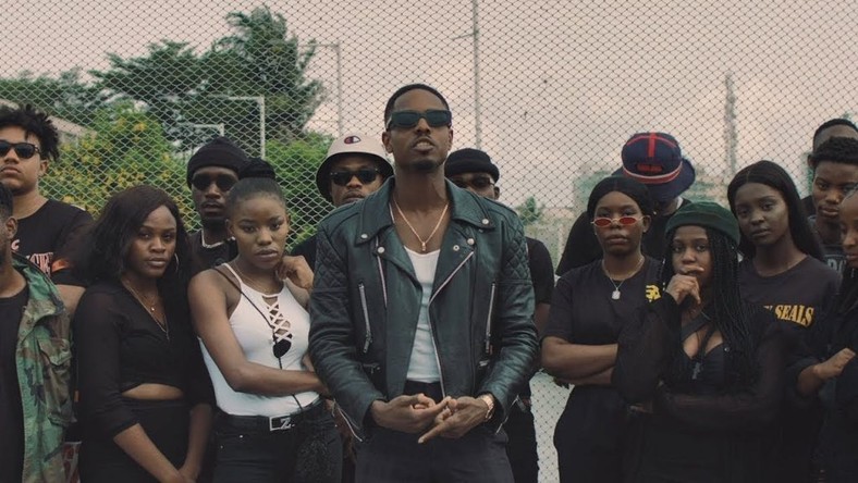 LadiPoe drops 'Lemme Know.' (Okay Naija)