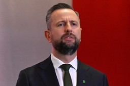 kosiniak-kamysz wywołał burzę oklasków. prezes psl zaskoczył deklaracj