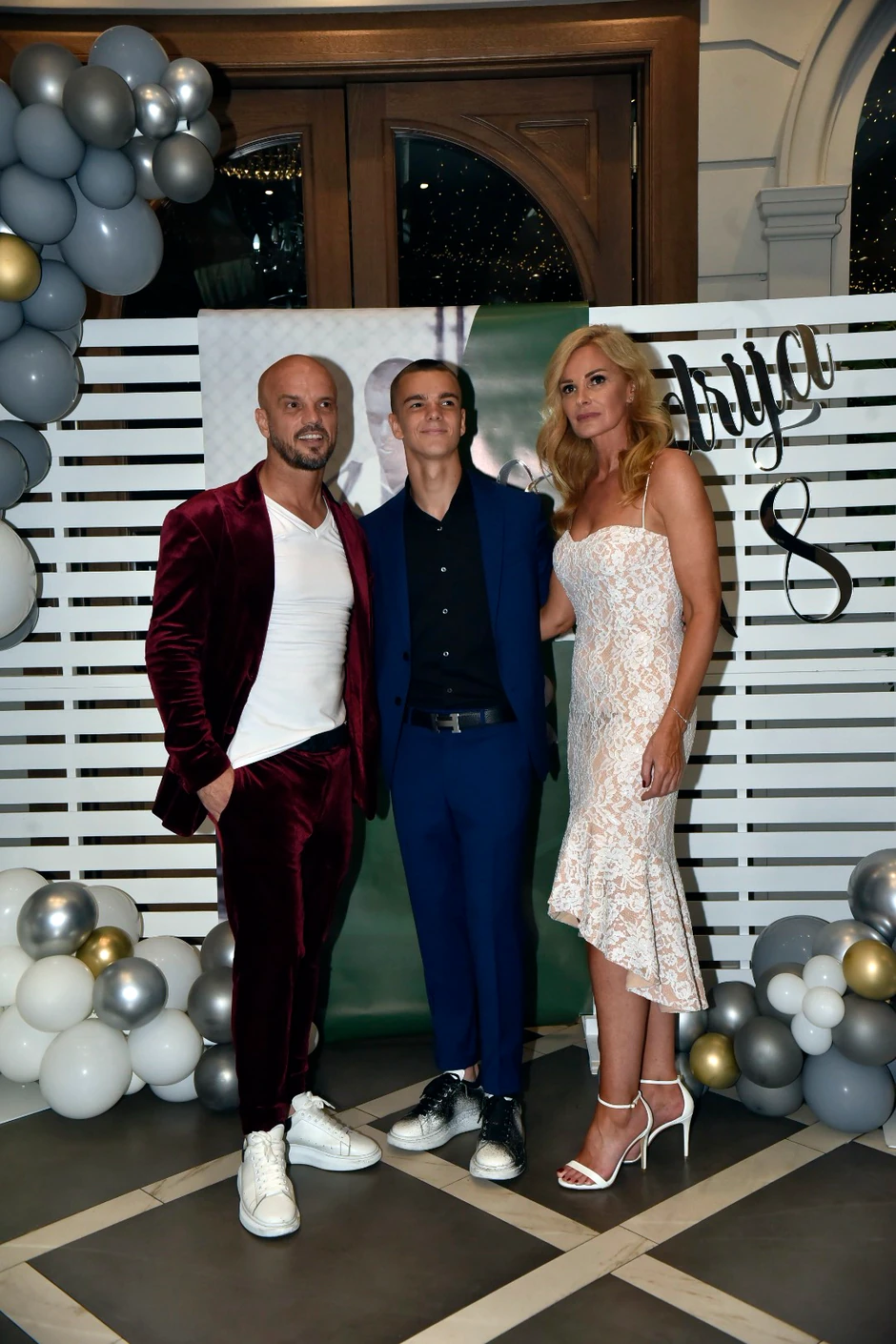 Boban Rajović sa suprugom i sinom