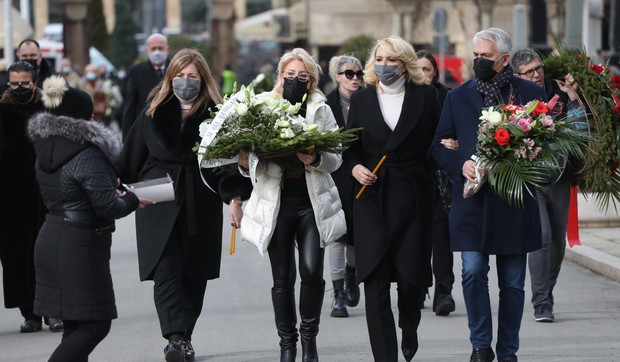 Novo groblje sahrana Ksenija Vučić