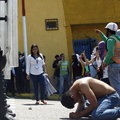 Wenezuela - "najsmutniejszy kraj świata" walczy o przetrwanie. I właśnie przegrywa swój najważniejszy bój
