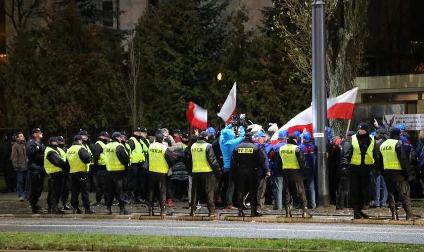 Demonstracja pod domem Kaczyńskiego