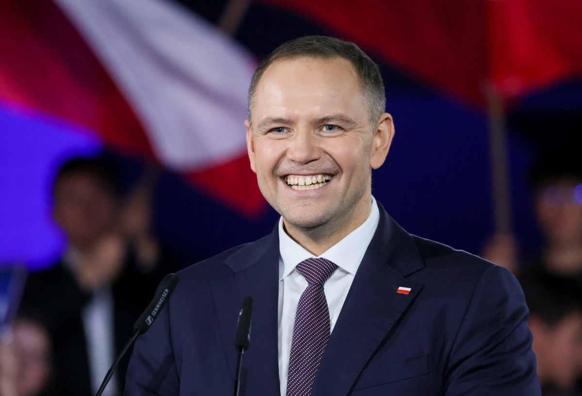 Karol Nawrocki zyskuje poparcie. Polacy ocenili działania prezydenta [SONDAŻ]