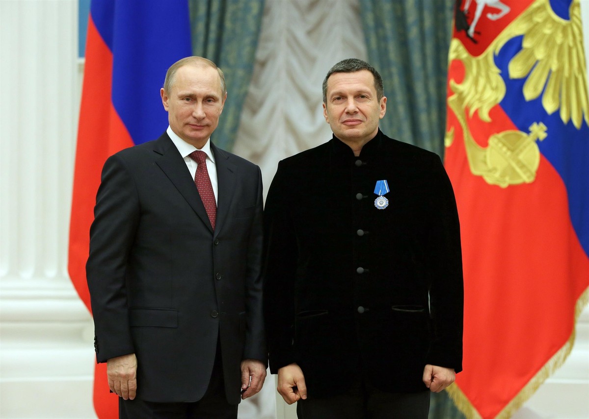The amused Russian propagandist threatens the use of nuclear weapons