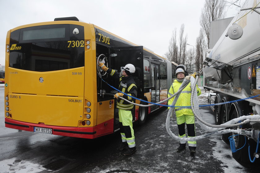Autobusy na gaz wyjadą na Warszawę