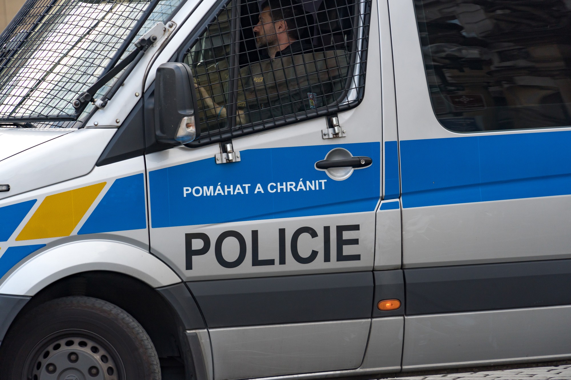 Za získané peniaze sa trojica obohacovala. Prípad rieši česká polícia (ilustračné foto).