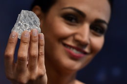 Drugi największy diament świata sprzedany na aukcji. Nabywcy szukał dwa lata