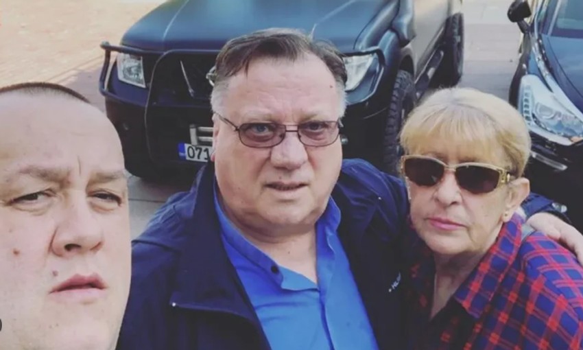 Pokojni Halid sa porodicom