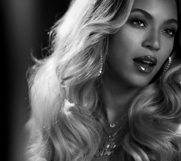 Beyoncé całkiem jak Matka Boska – zobacz najnowszy klip