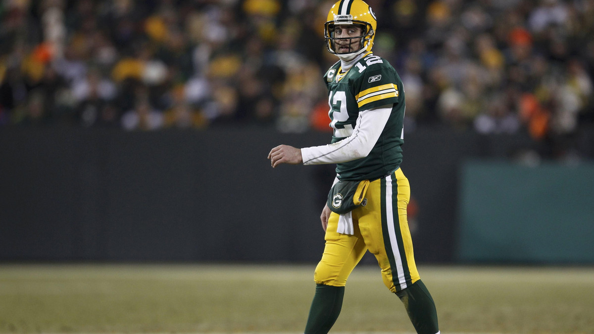 Aaron Rodgers rozgrywający zespołu Green Bay Packers został uznany zdecydowaną większość głosów najlepszym zawodnikiem zakończonego już sezonu zasadniczego National Football League.