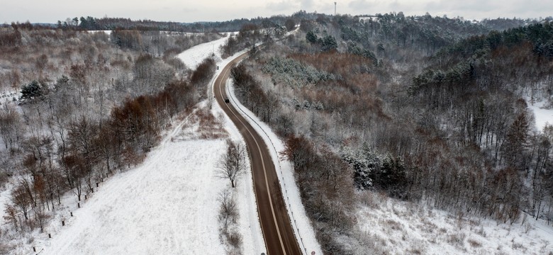 Śnieg powinien już topnieć. Ostrzeżenia przed opadami już tylko w kilku powiatach