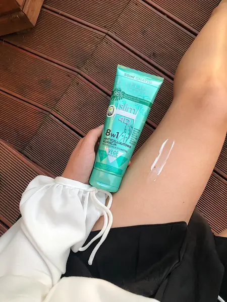 Nasz test produktów Slim Extreme Eveline Cosmetics/ fot. Marta Podściańska