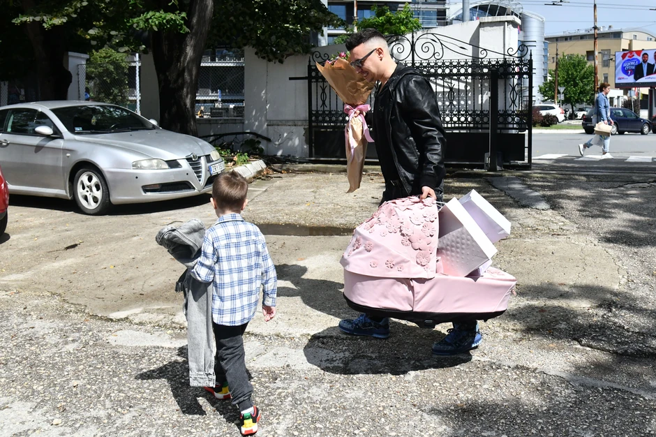 Ivan Mileusnić došao u porodilište po Danijelu