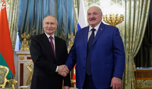 Vladimir Putin i Aleksandar Lukašenko u Kremlju