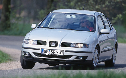 Ford Focus, Opel Astra II, Seat Toledo II, VW Bora - Który spodoba się rodzinie?