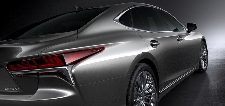 Nowy Lexus LS