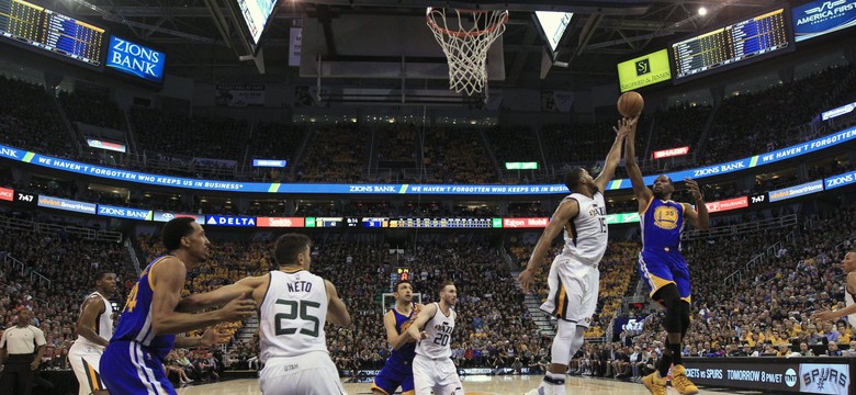 Liga NBA: Golden State Warriors nie dali szans "Jazzmanom"