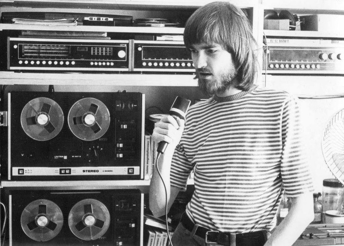 ‪Tomasz Beksiński w obiektywie aparatu ojca, Zdzisława‬