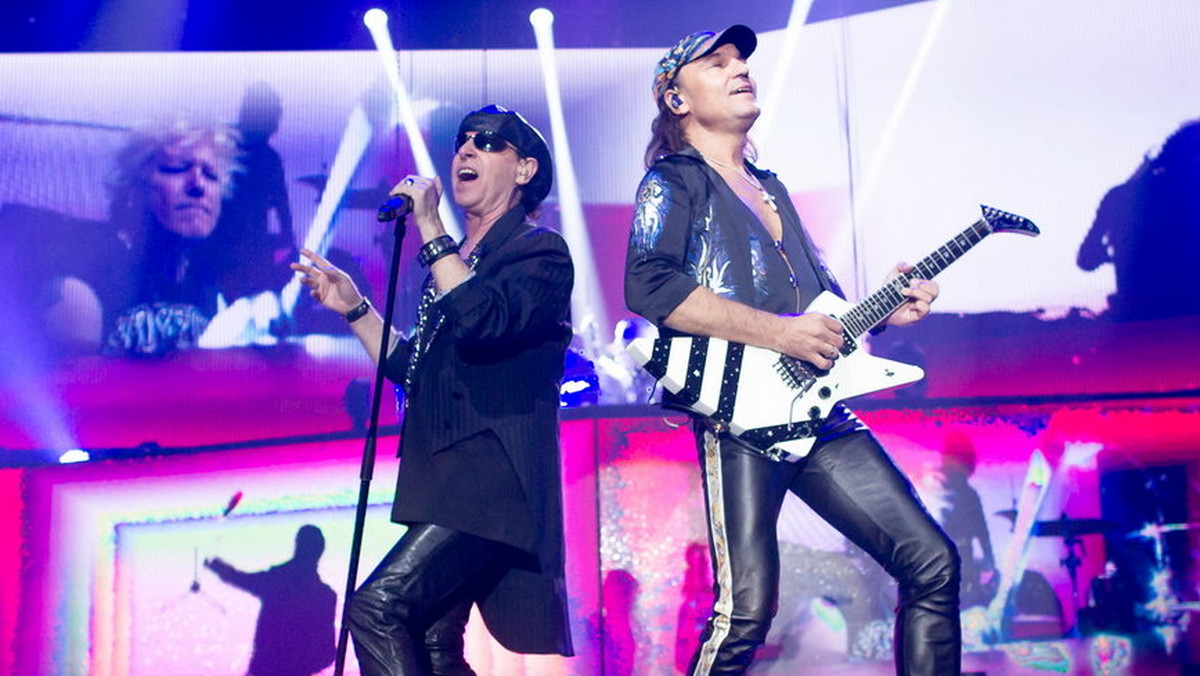 Scorpions świętują pięćdziesięciolecie swojej działalności. Legendarny zespół rockowy, którego największy hit to "Wind of Change". Scorpions już dzisiaj, 4 marca, zagrają koncert w Krakowie, w Tauron Arenie. Poniżej znajdziecie szczegóły dotyczące tego wydarzenia.