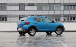 Dacia Sandero kontra Mitsubishi Space Star i Kia Picanto