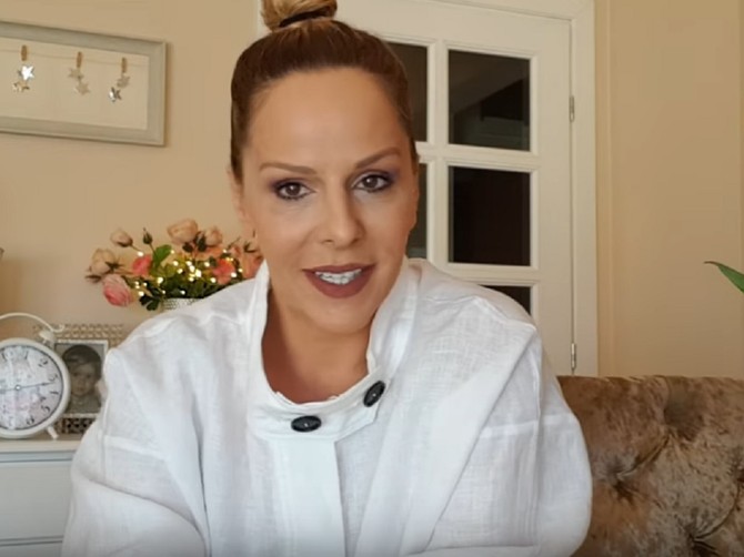 Ana Bučević u svom vlogu