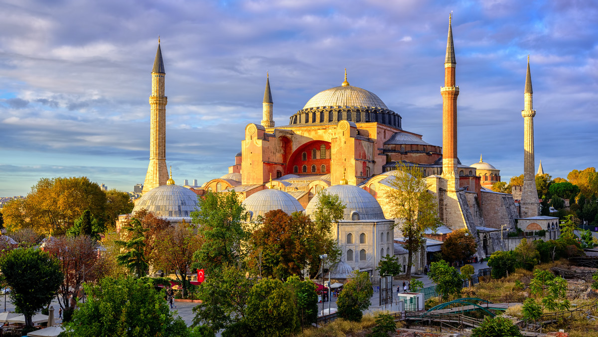 Nowe zasady zwiedzania Hagia Sophia w Stambule. Złe wieści dla turystów