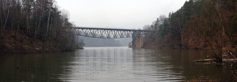Most nad Jeziorem Pilchowickim
