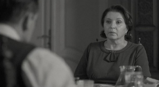 Mirjana Karanović kao Mira Kušević u filmu "Dnevnik Diane Budisavljević" 