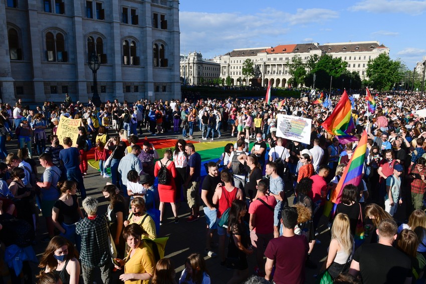 Protest u Budimpešti zbog anti-LGBT zakona