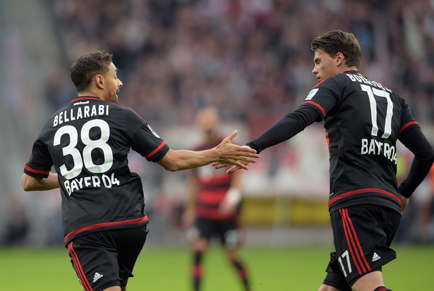 Liga niemiecka: Gol Boenischa, grad bramek w Leverkusen