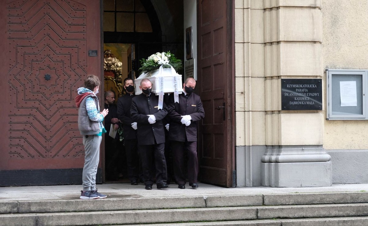 Uroczystości pogrzebowe zamordowanego 11-letniego Sebastiana