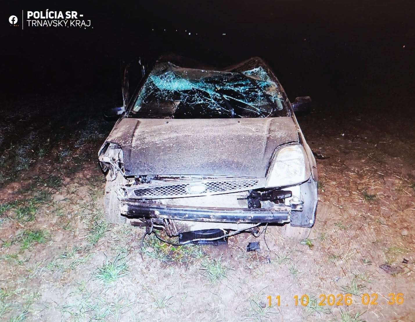 Na ceste medzi Trnavou a obcou Špačince došlo k tragickej dopravnej nehode, ktorá si vyžiadala mladý život. 