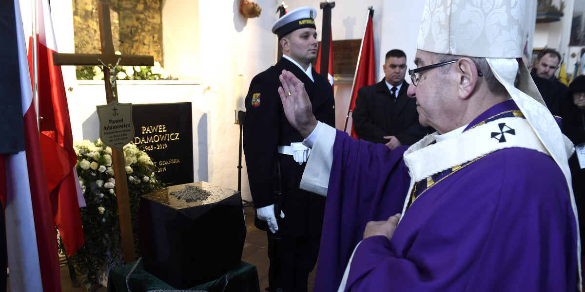 Taca z mszy pogrzebowej Adamowicza dla rodzin w Aleppo