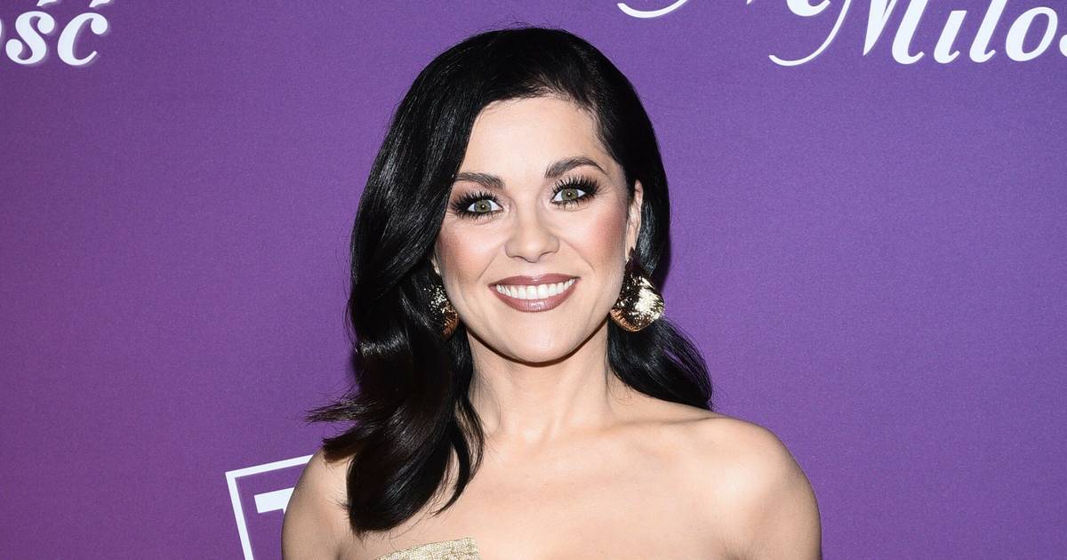 Katarzyna Cichopek w najmodniejszym kolorze sezonu. Zarezerwowany dla odważnych