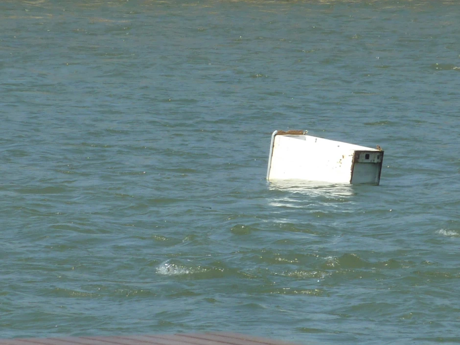 Stari frižider u Zapadnoj Moravi