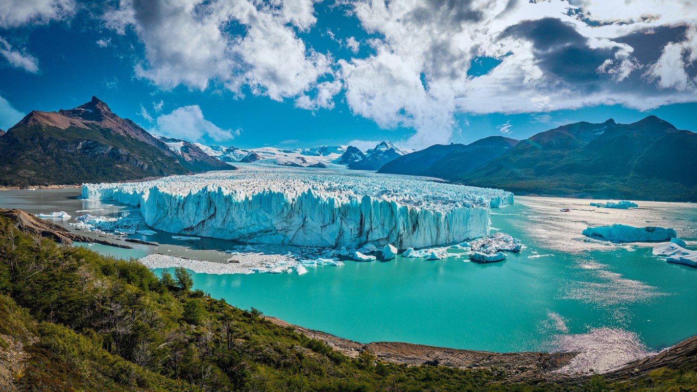 Ľadovec Perito Moreno v argentínskej Patagónii, ktorého dlhoročná stabilita sa podľa vedcov začína výrazne meniť. 