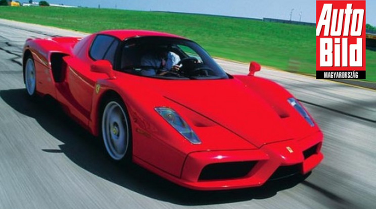 Szana-szét tört egy Ferrari Enzo / Fotó: Auto Bild