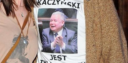 To już kolejny taki jego T-shirt!