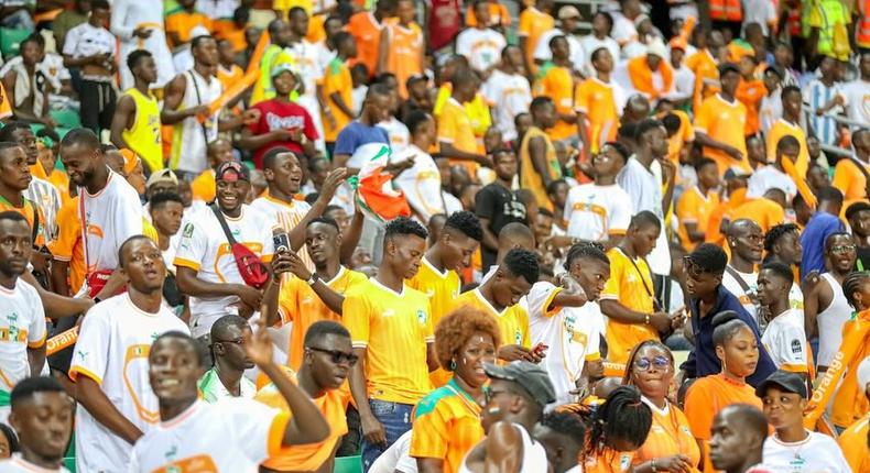 Les ivoiriens au stade/Kassoum Koné