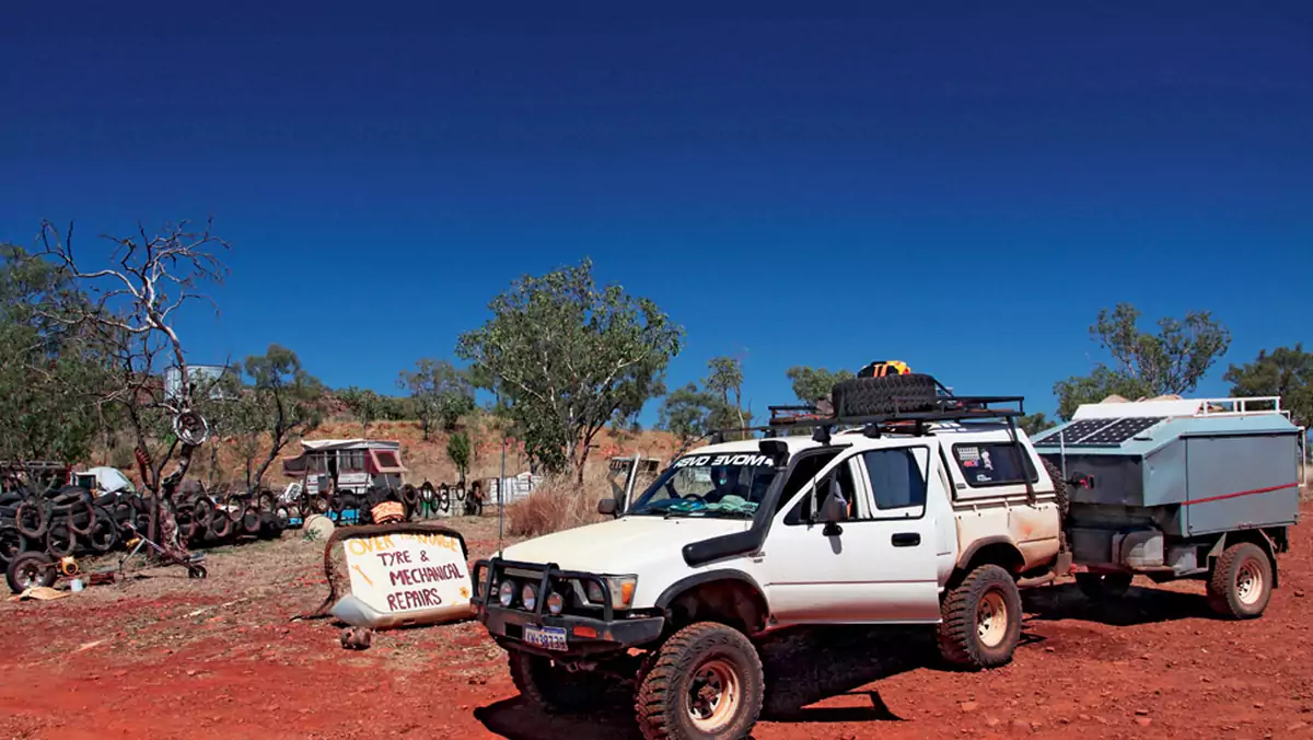 Toyotą Hilux po Australii: Antek i Karol w krainie kangurów