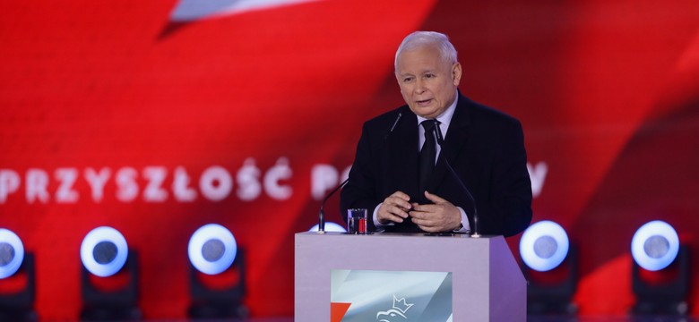 Kaczyński atakuje UE: Polska utraciłaby suwerenność
